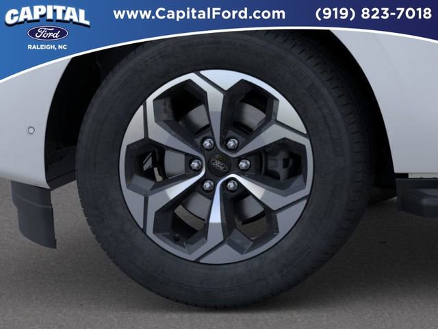 New 2026 Ford Expedition Active image 19