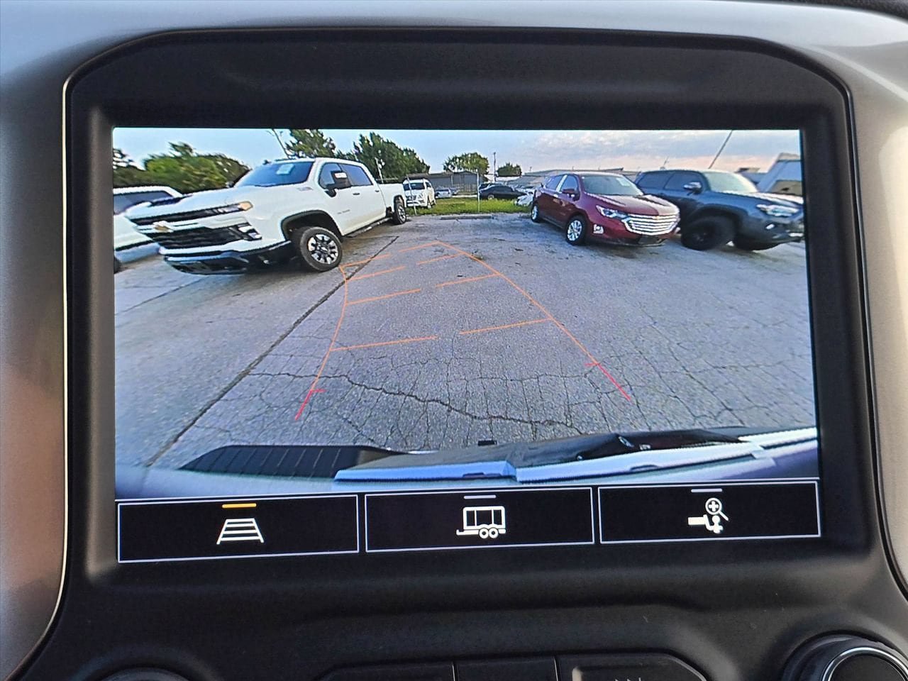 Used 2022 Chevrolet Silverado 1500 LTZ w/ LTZ Premium Package AWD/4WD image 24