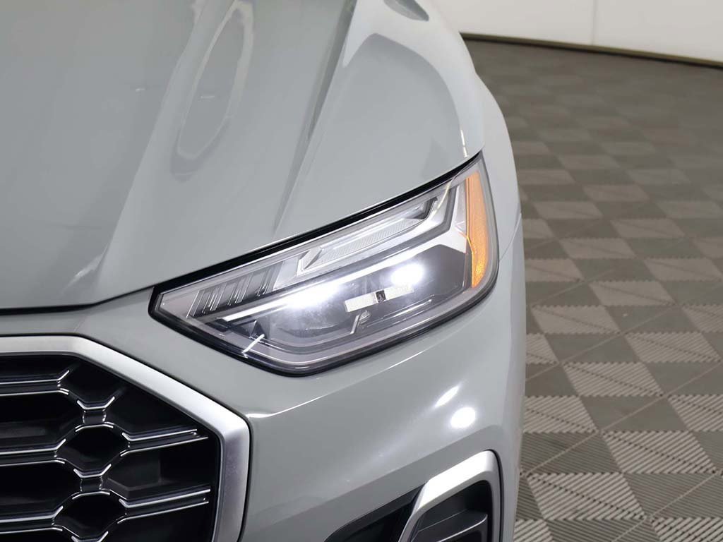 Used 2022 Audi SQ5 Premium Plus w/ Premium Plus Package image 15