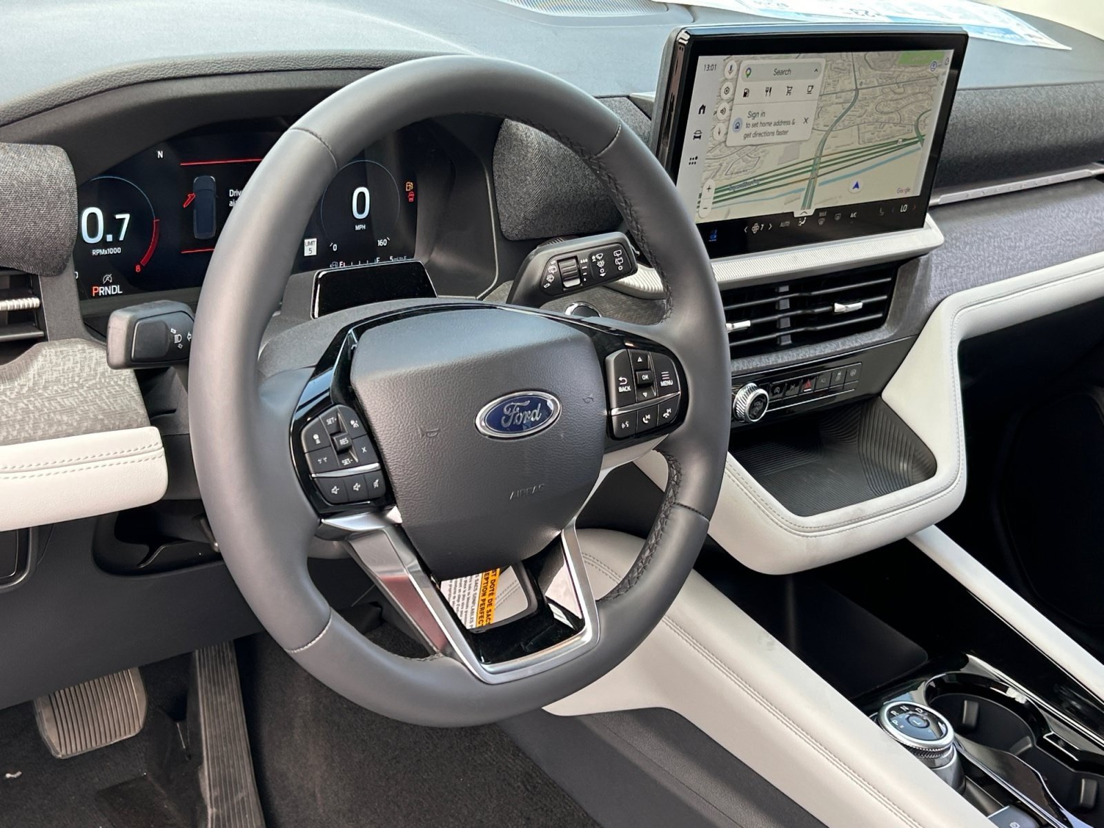 New 2026 Ford Explorer Platinum w/ LUX Leather Package AWD/4WD image 9