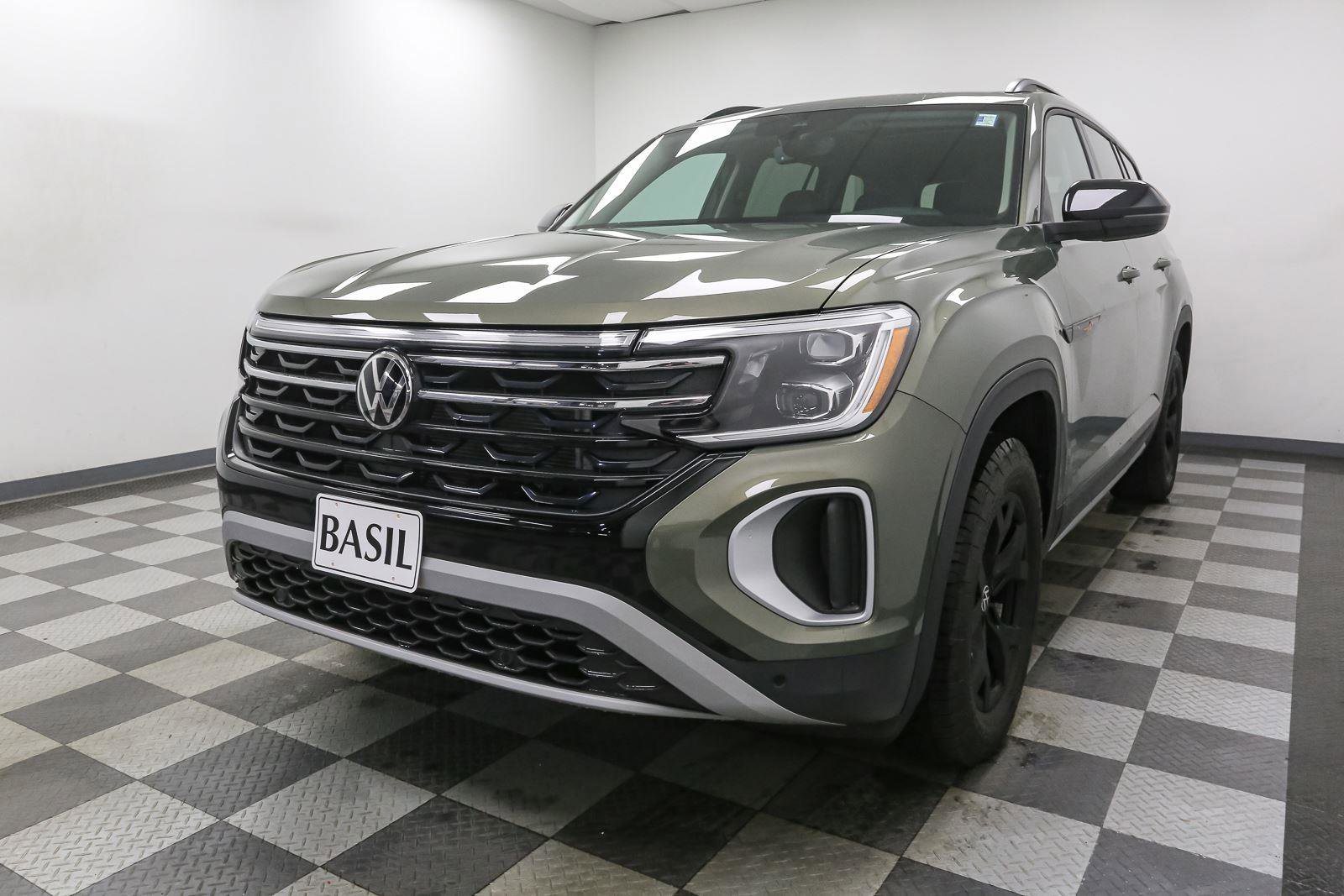 New 2026 Volkswagen Atlas Peak Edition AWD/4WD image 4