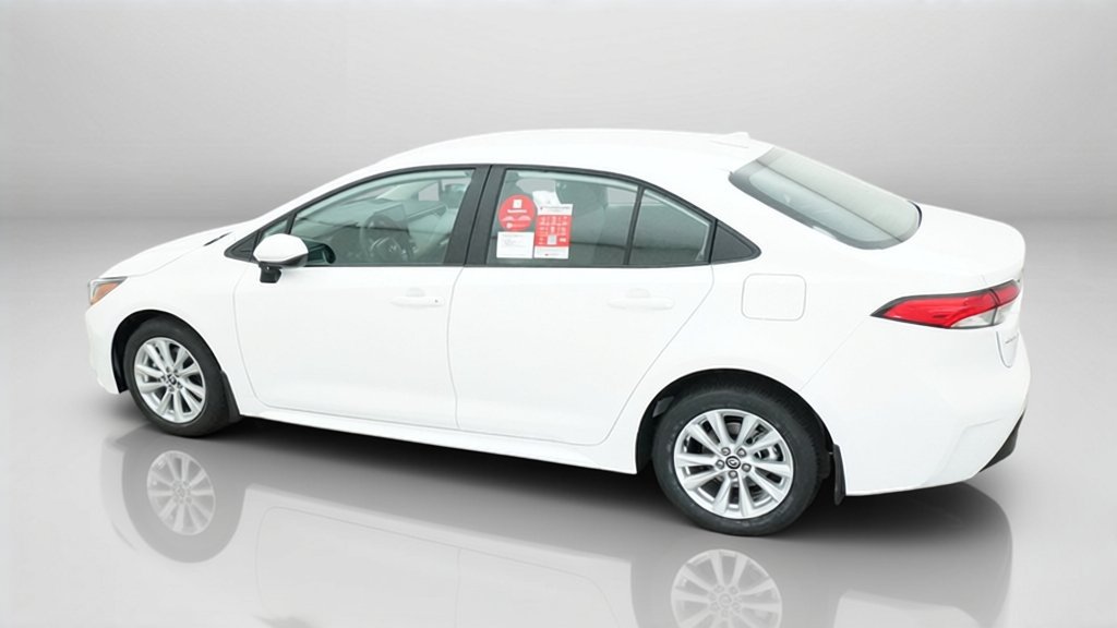 New 2027 Toyota Corolla LE FWD image 15