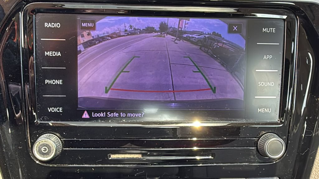 Used 2020 Volkswagen Passat 2.0T SE w/ Sunroof Package FWD image 34