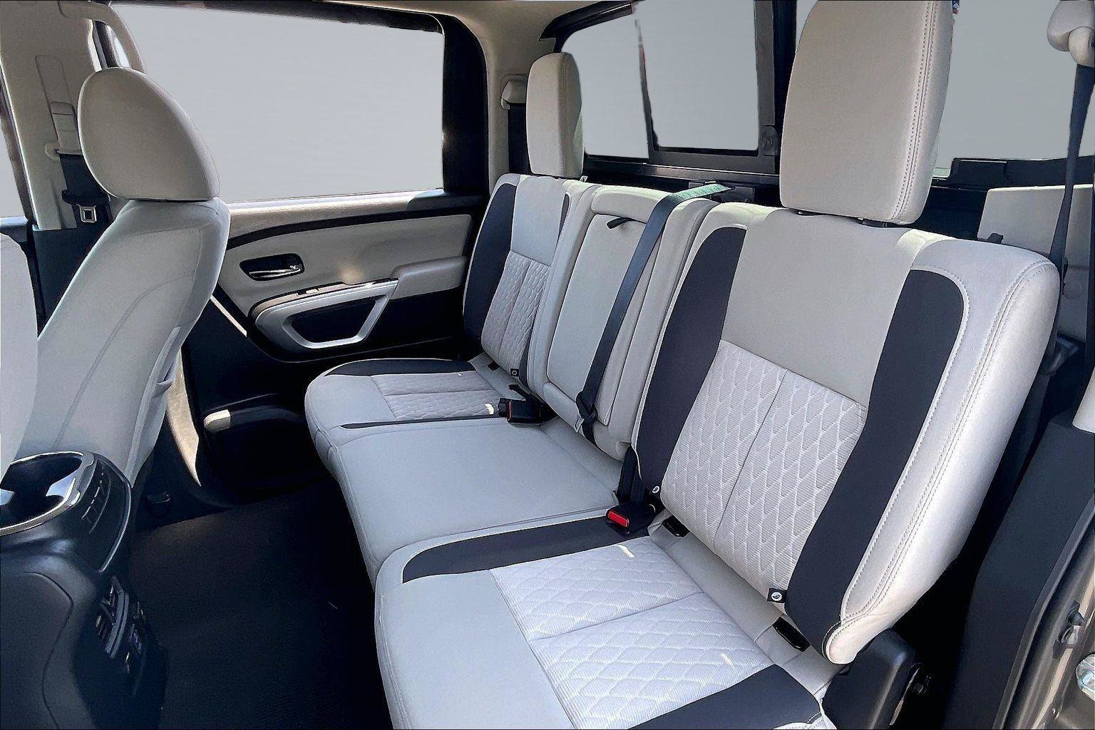 Certified 2024 Nissan Titan SV w/ SV Convenience Package RWD image 28