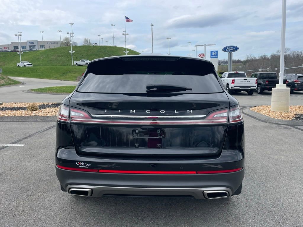 Used 2023 Lincoln Nautilus Reserve w/ Monochromatic Package image 4