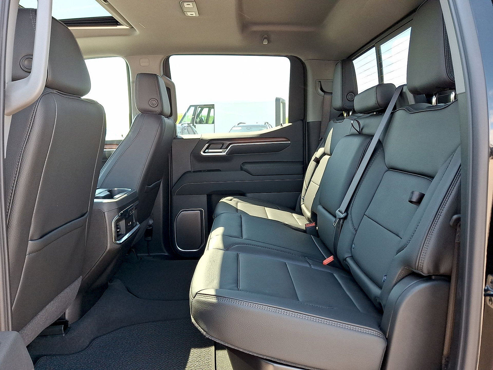 New 2026 GMC Sierra 1500 Denali AWD/4WD image 13