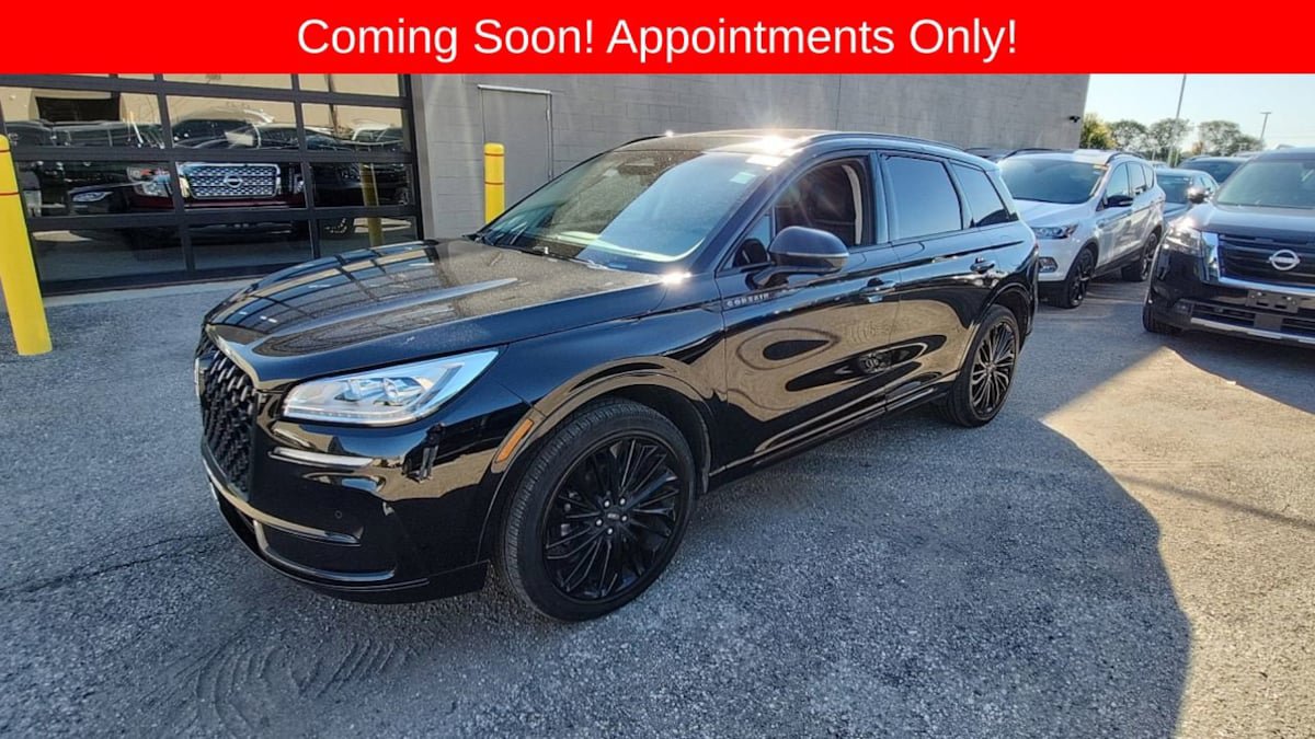 Used 2023 Lincoln Corsair Reserve w/ Equipment Group 201A