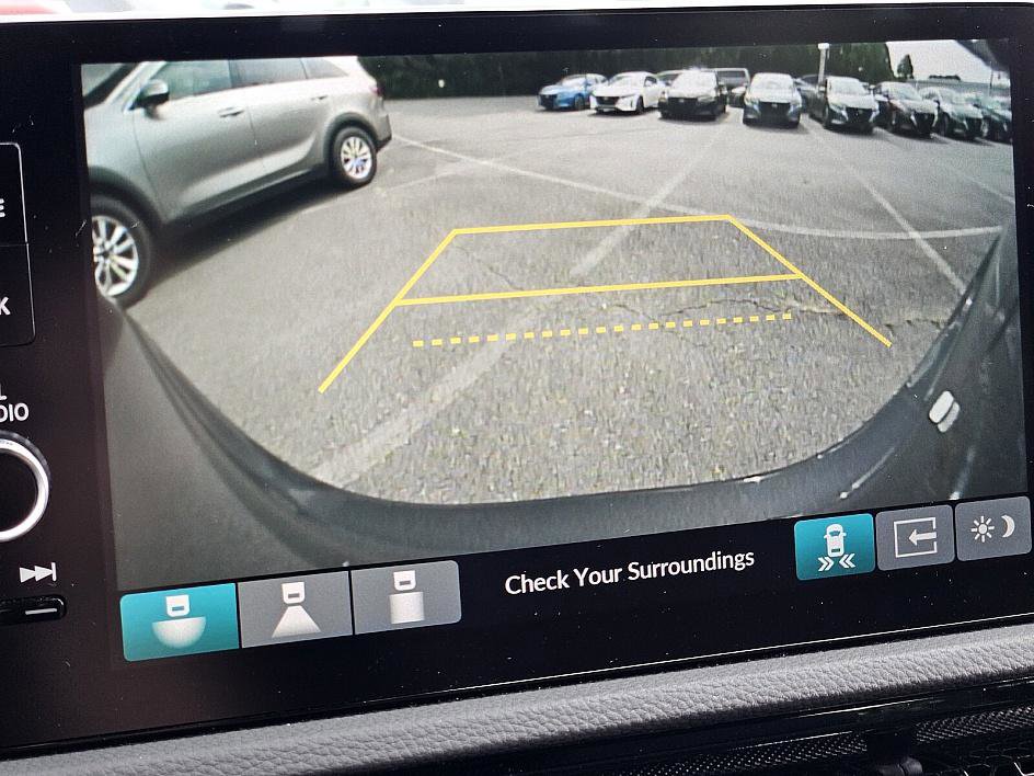 Used 2024 Honda CR-V Sport Touring image 27