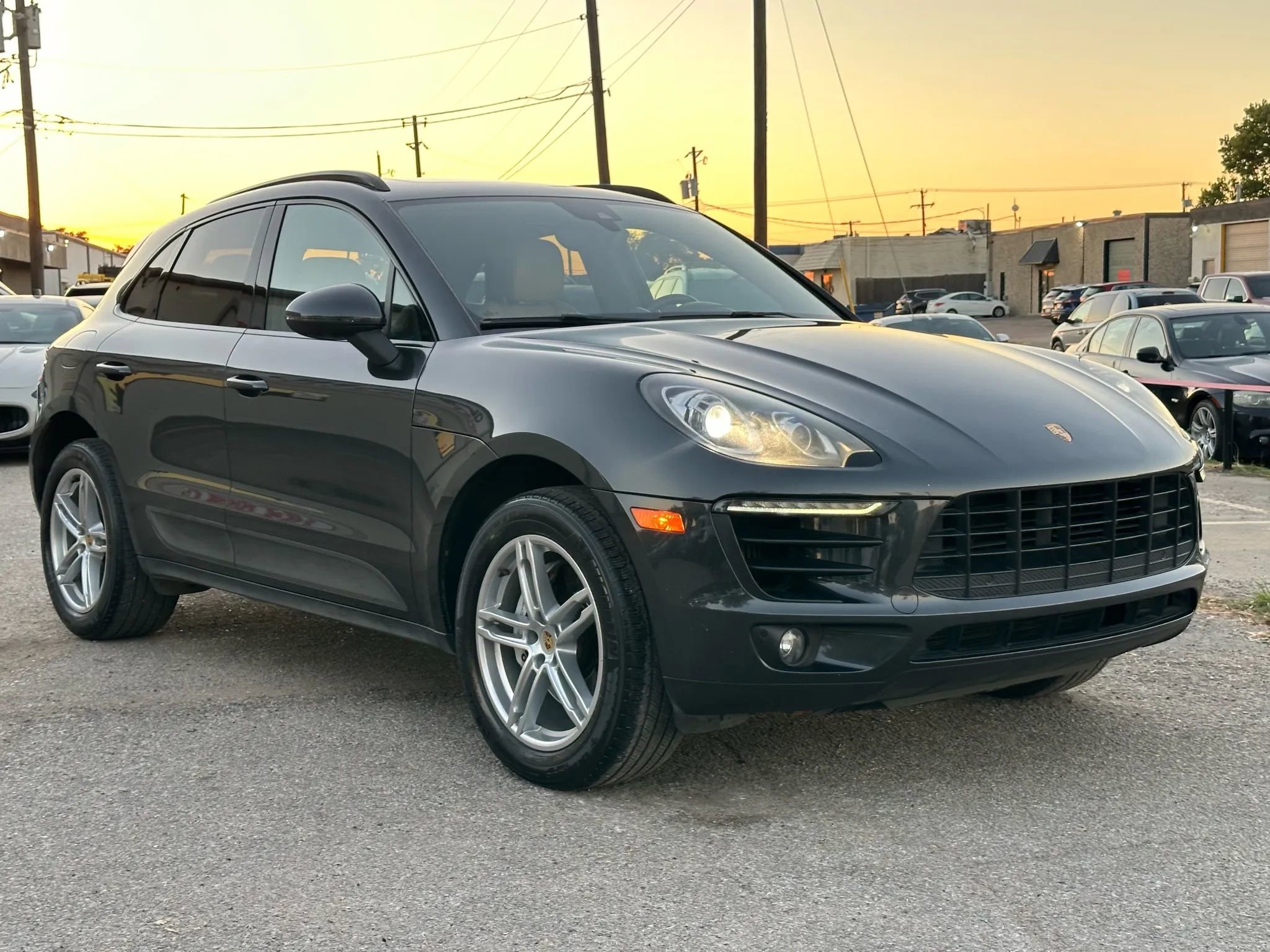 Used 2017 Porsche Macan S image 9