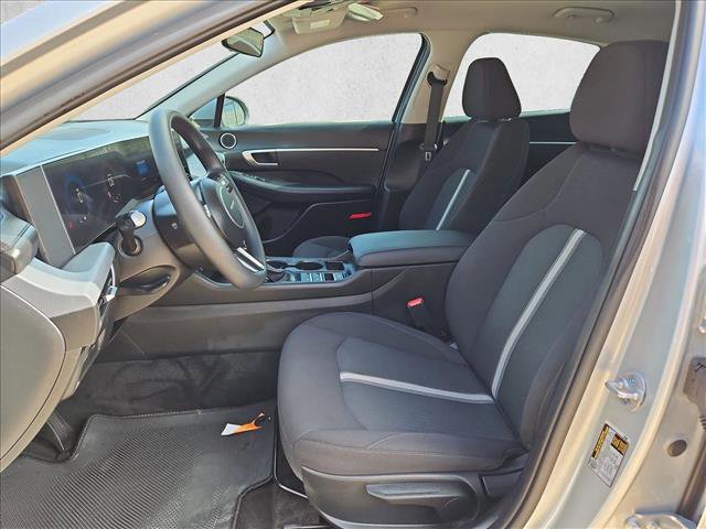 Used 2025 Hyundai Sonata SE image 16
