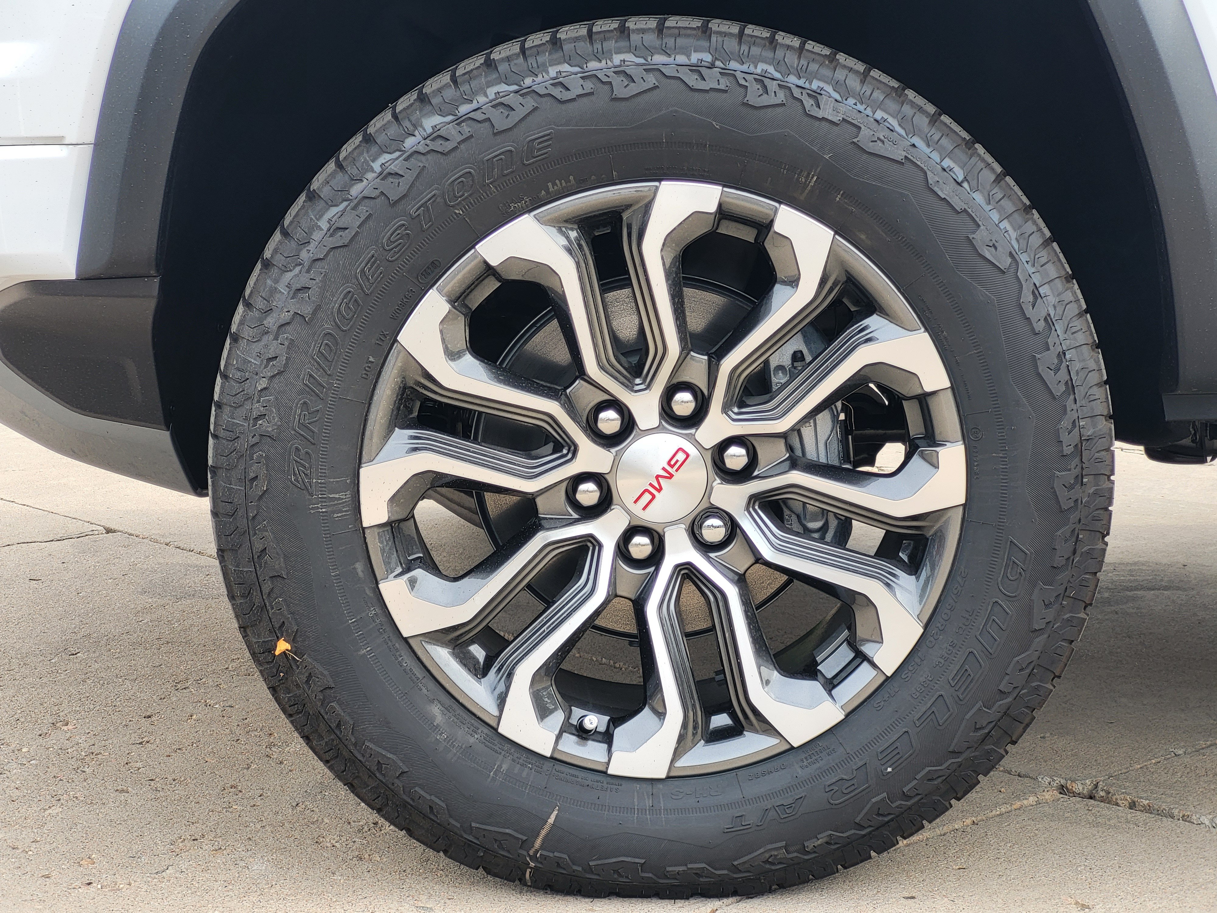 New 2026 GMC Canyon Denali AWD/4WD image 10