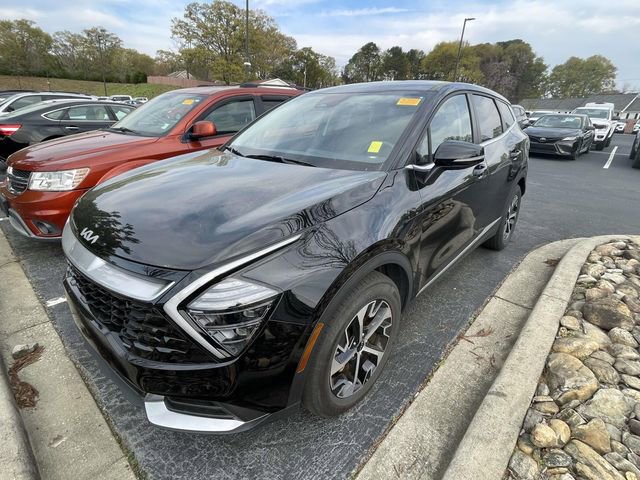 Used 2025 Kia Sportage EX image 5