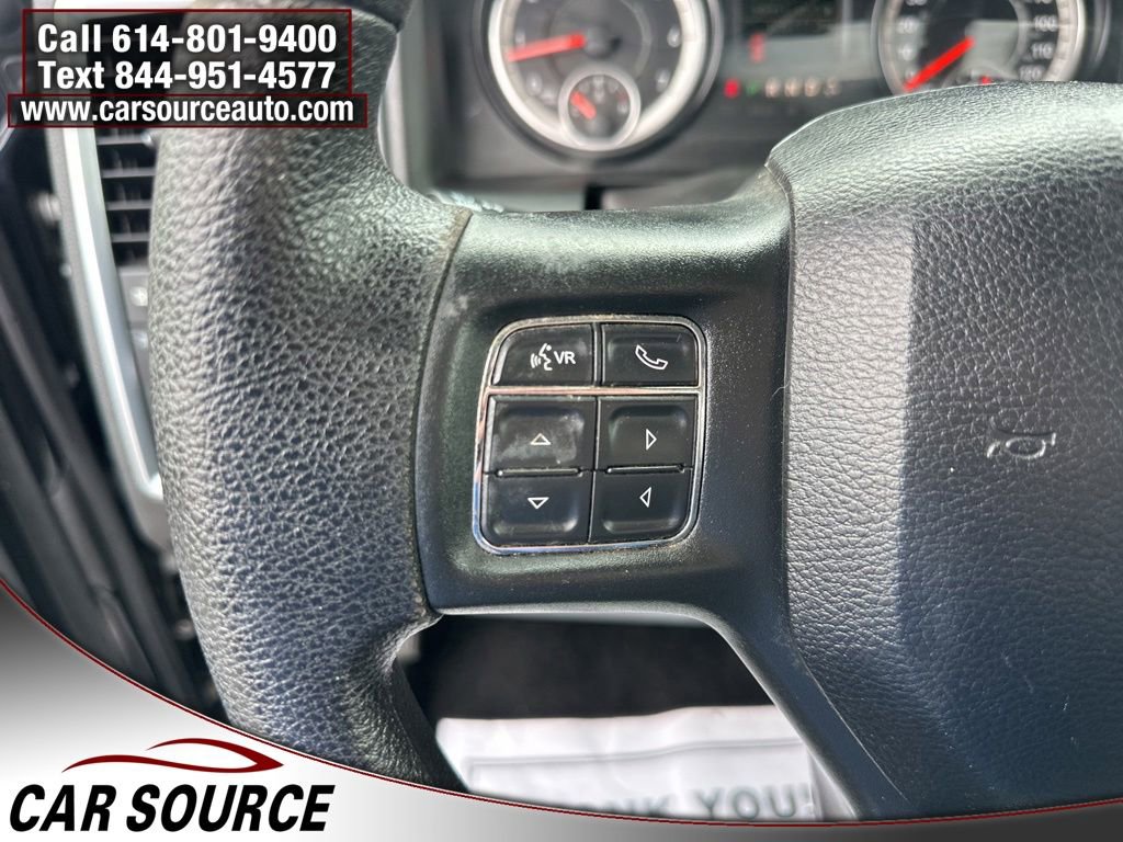 Used 2017 RAM 1500 Classic SLT AWD/4WD image 11