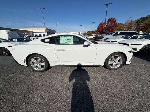 New 2026 Ford Mustang Coupe image 5