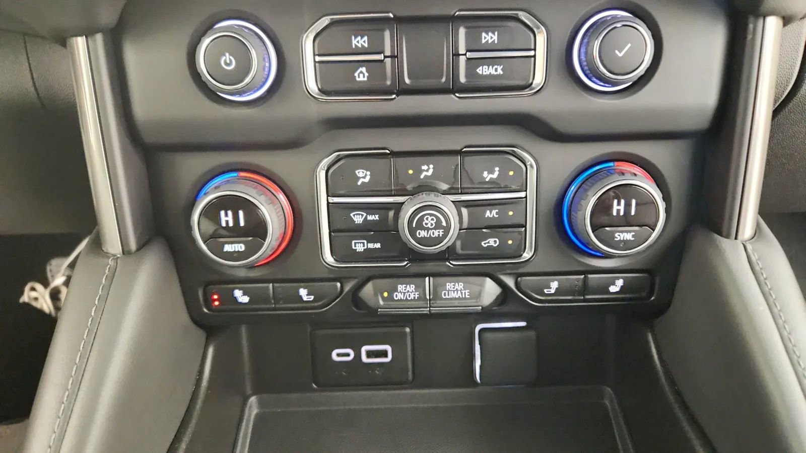 Used 2023 Chevrolet Tahoe LT image 24