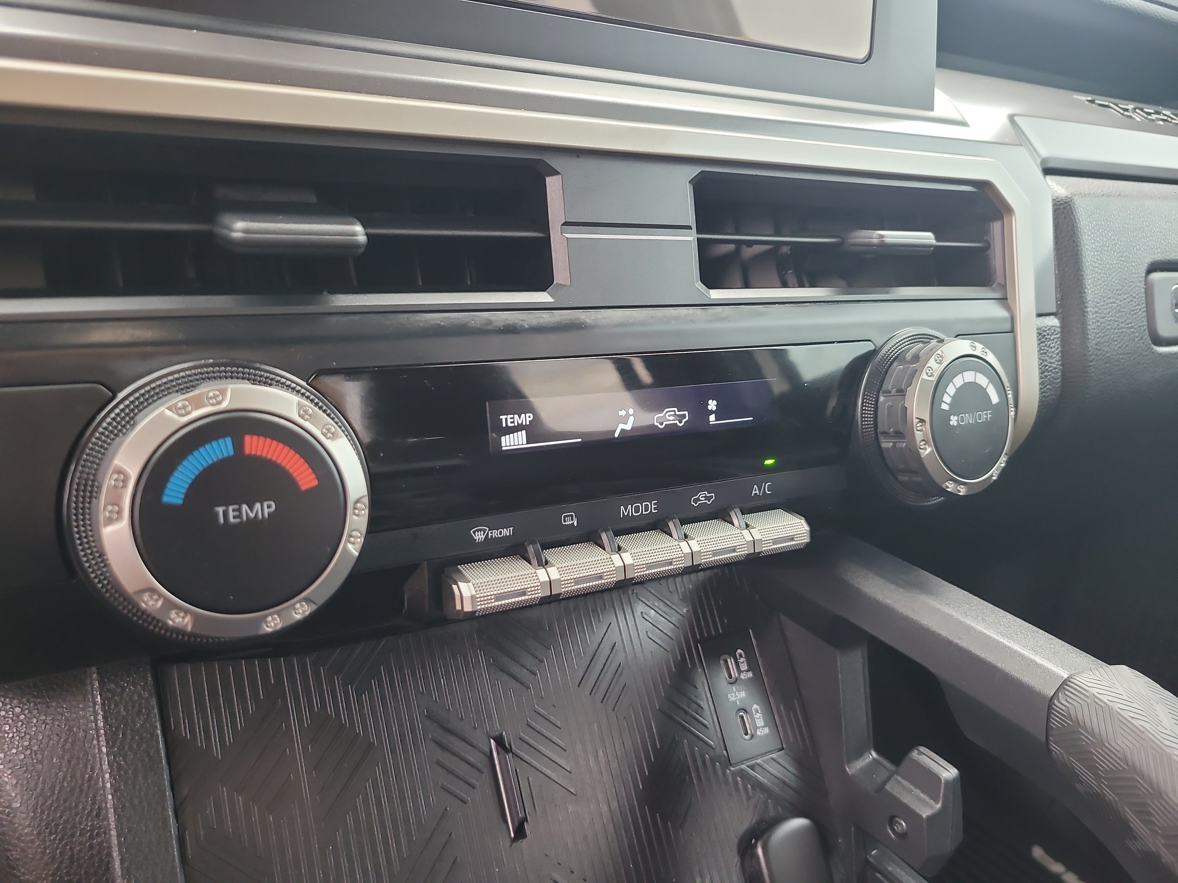 Used 2025 Toyota Tacoma SR5 RWD image 23