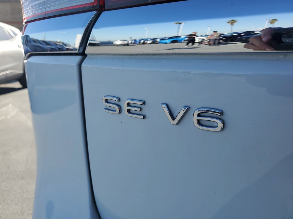 Used 2023 Volkswagen Atlas SE w/ Panoramic Sunroof Package image 7