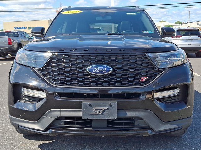Used 2022 Ford Explorer ST w/ Equipment Group 401A AWD/4WD image 2
