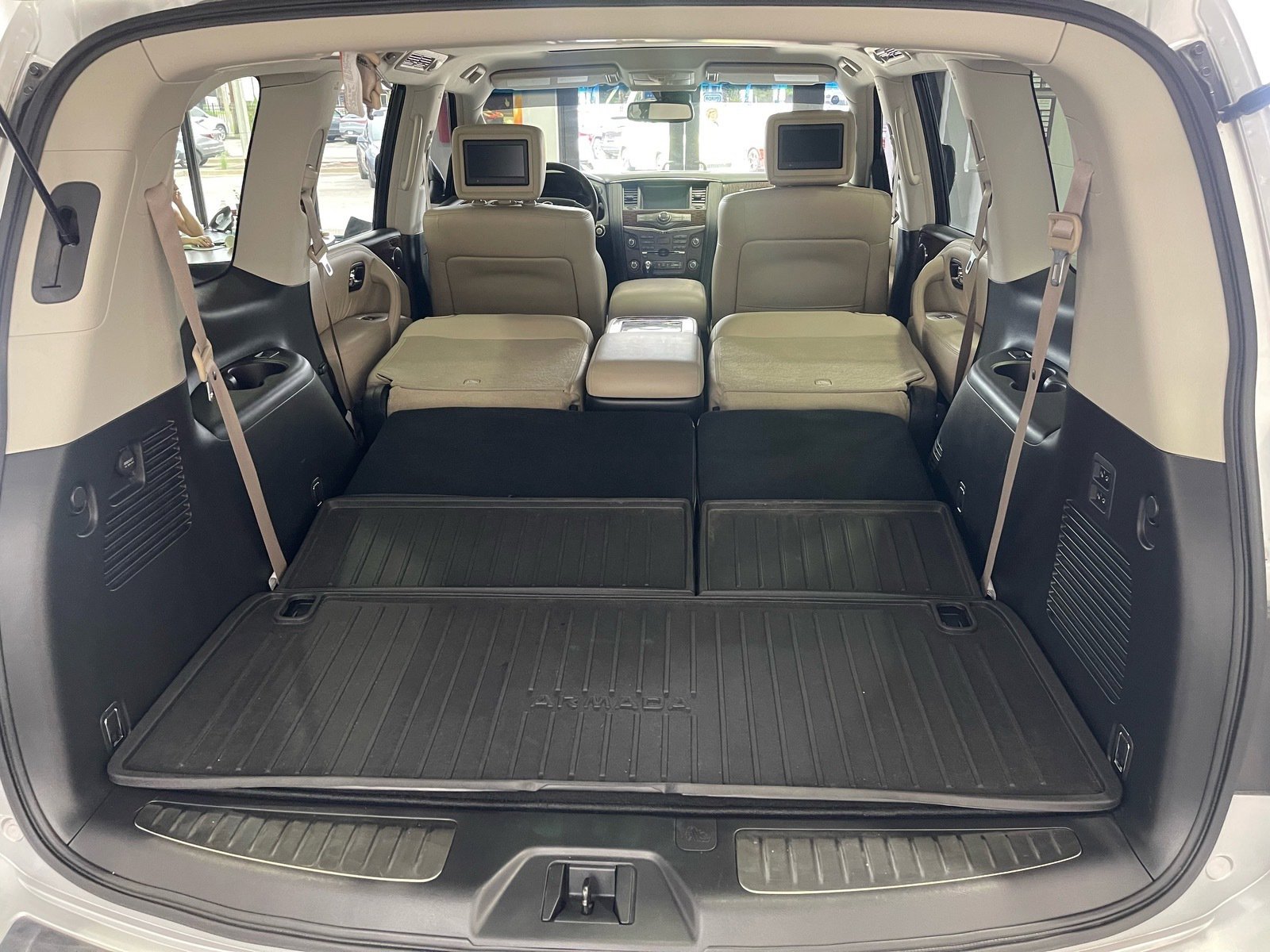 Used 2017 Nissan Armada Platinum w/ Captain Seat Package RWD image 39