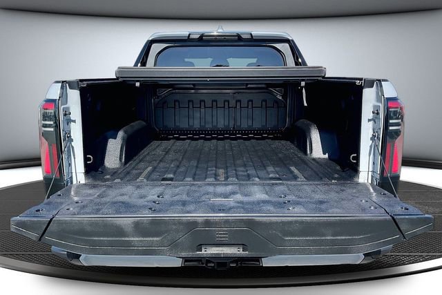 Used 2025 GMC Sierra EV Denali image 7