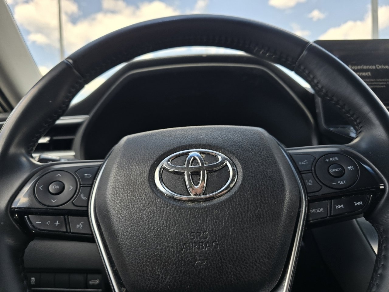 Used 2024 Toyota Venza XLE AWD/4WD image 26