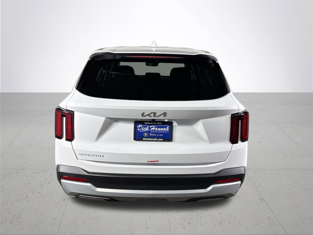 New 2026 Kia Sorento LX image 8