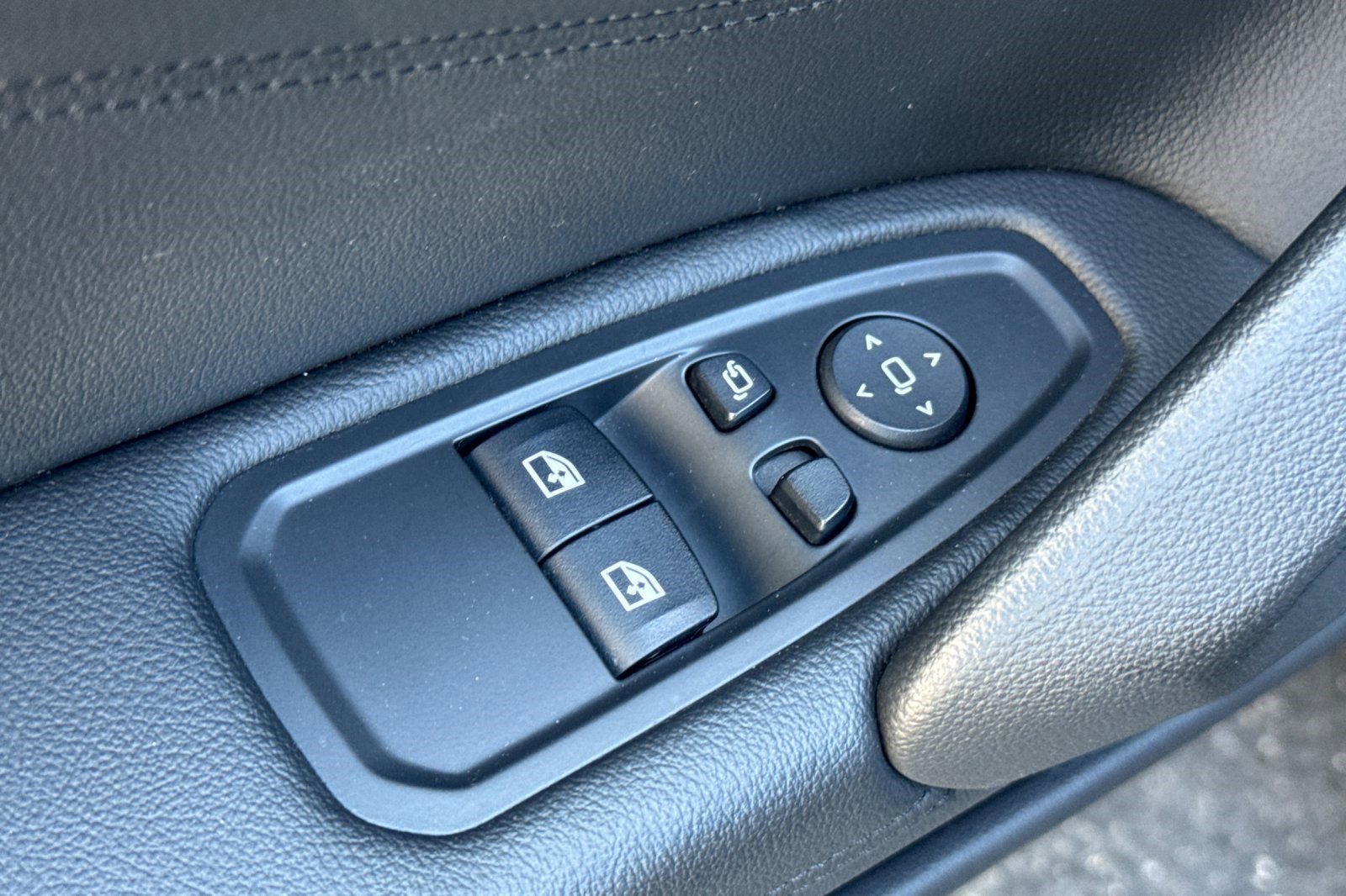 Used 2021 BMW Z4 sDrive30i w/ M Sport Package RWD image 14