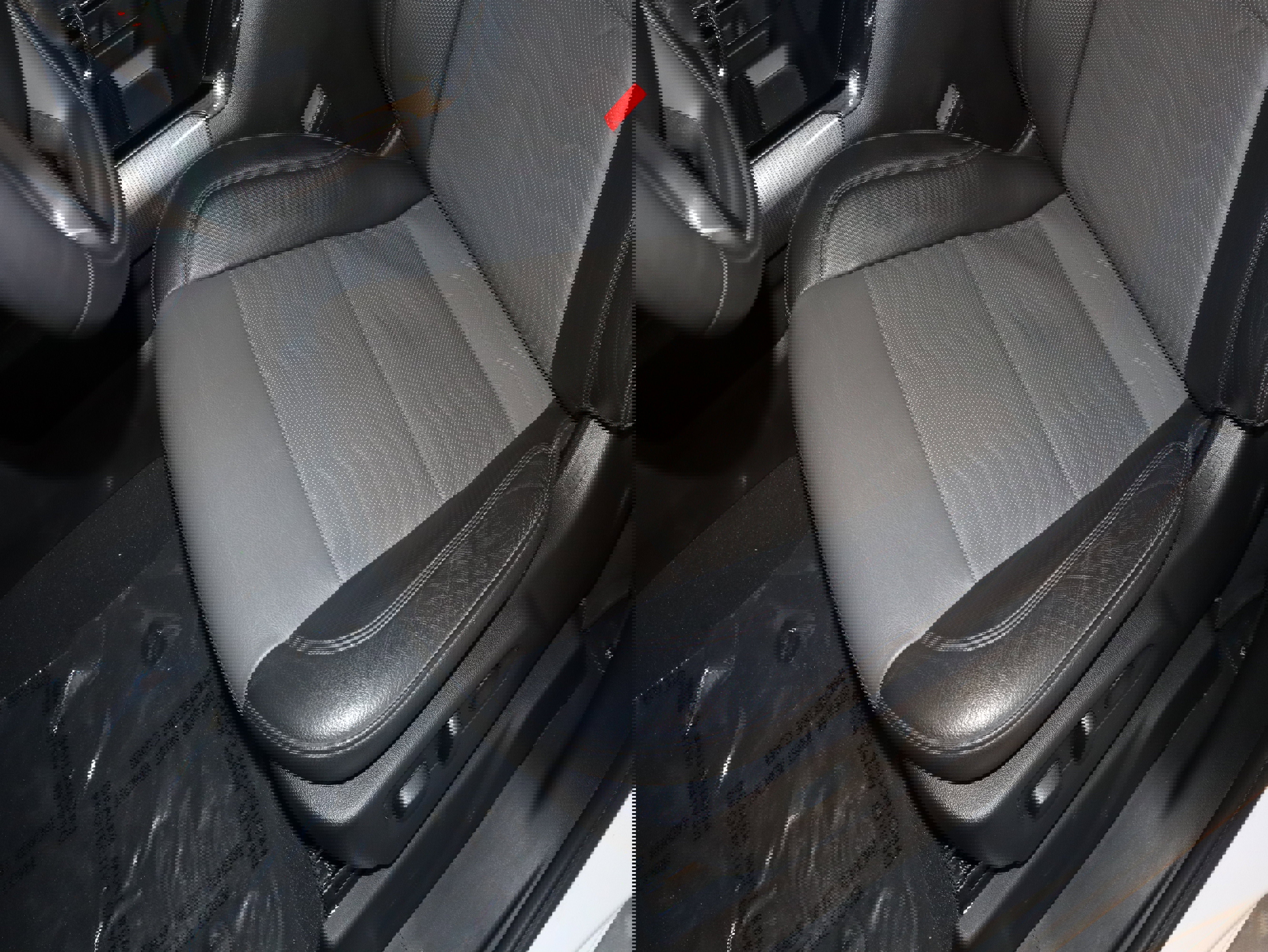 Used 2023 Chevrolet Silverado 1500 ZR2 w/ Technology Package image 35