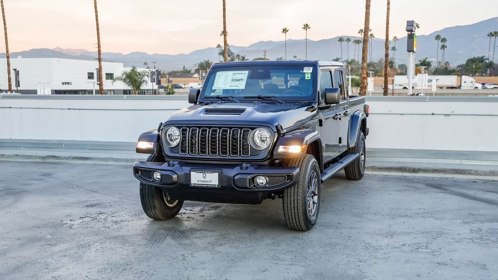 New 2026 Jeep Gladiator Sport AWD/4WD image 4
