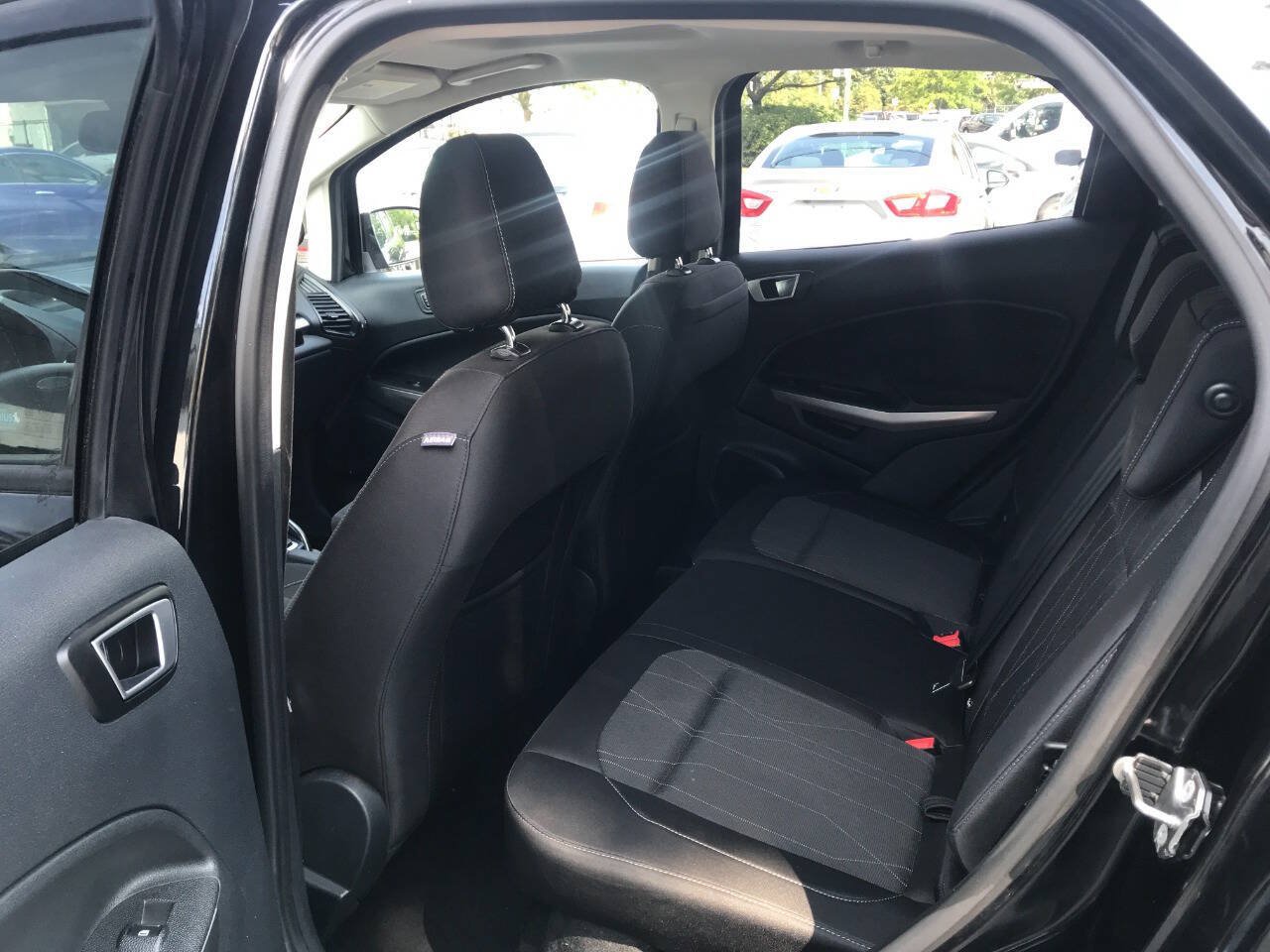 Used 2018 Ford EcoSport SE AWD/4WD image 10