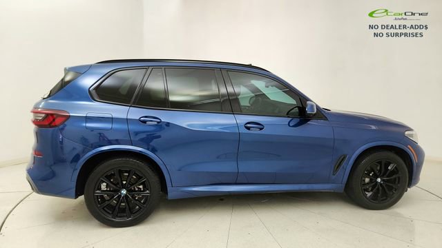 Used 2023 BMW X5 xDrive40i w/ M Sport Package AWD/4WD image 6