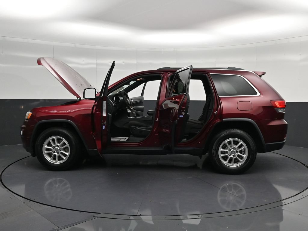 Used 2020 Jeep Grand Cherokee Laredo RWD image 37
