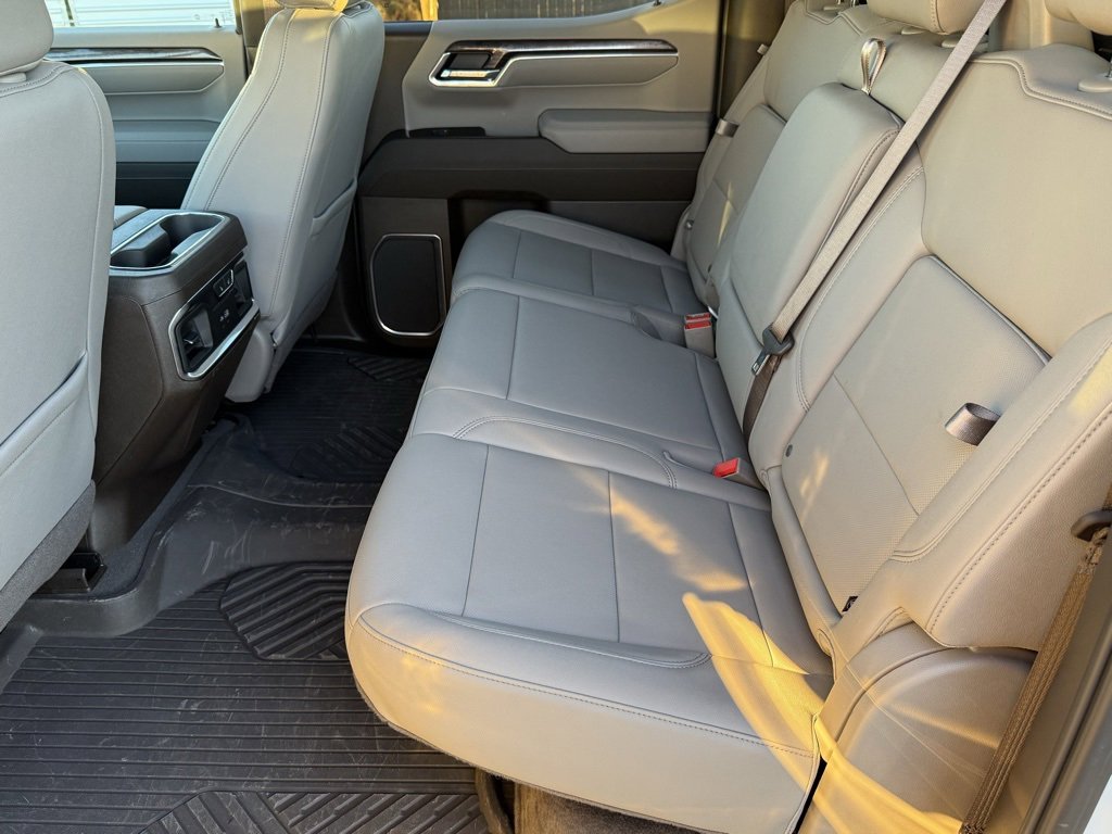 Used 2025 Chevrolet Silverado 1500 LTZ w/ LTZ Premium Package image 35