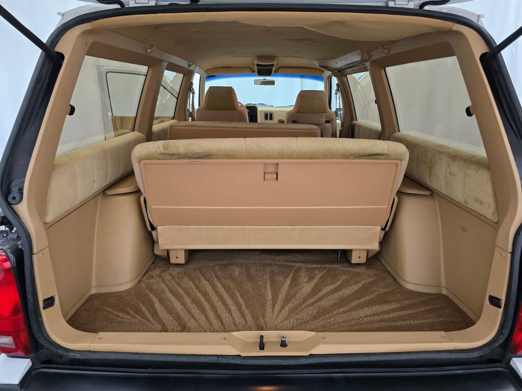 Used 1990 Dodge Grand Caravan LE image 63