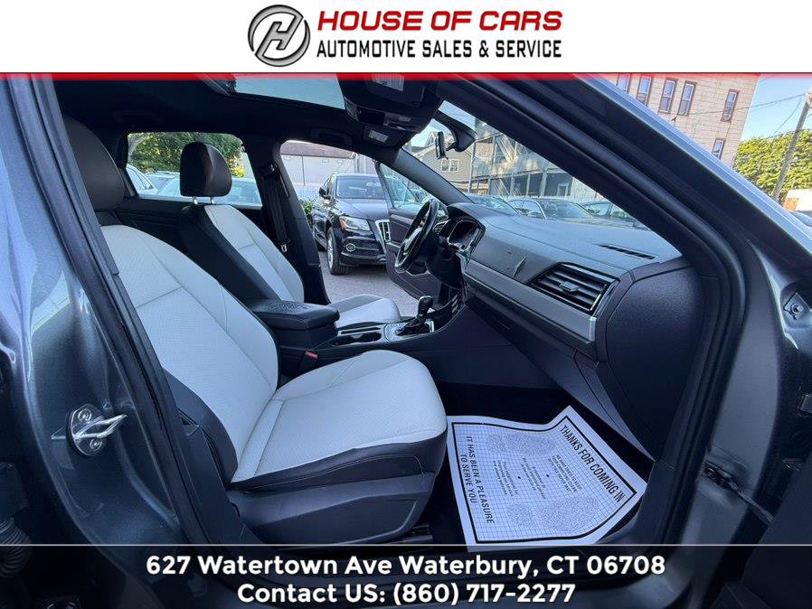 Used 2019 Volkswagen Jetta R-Line FWD image 32