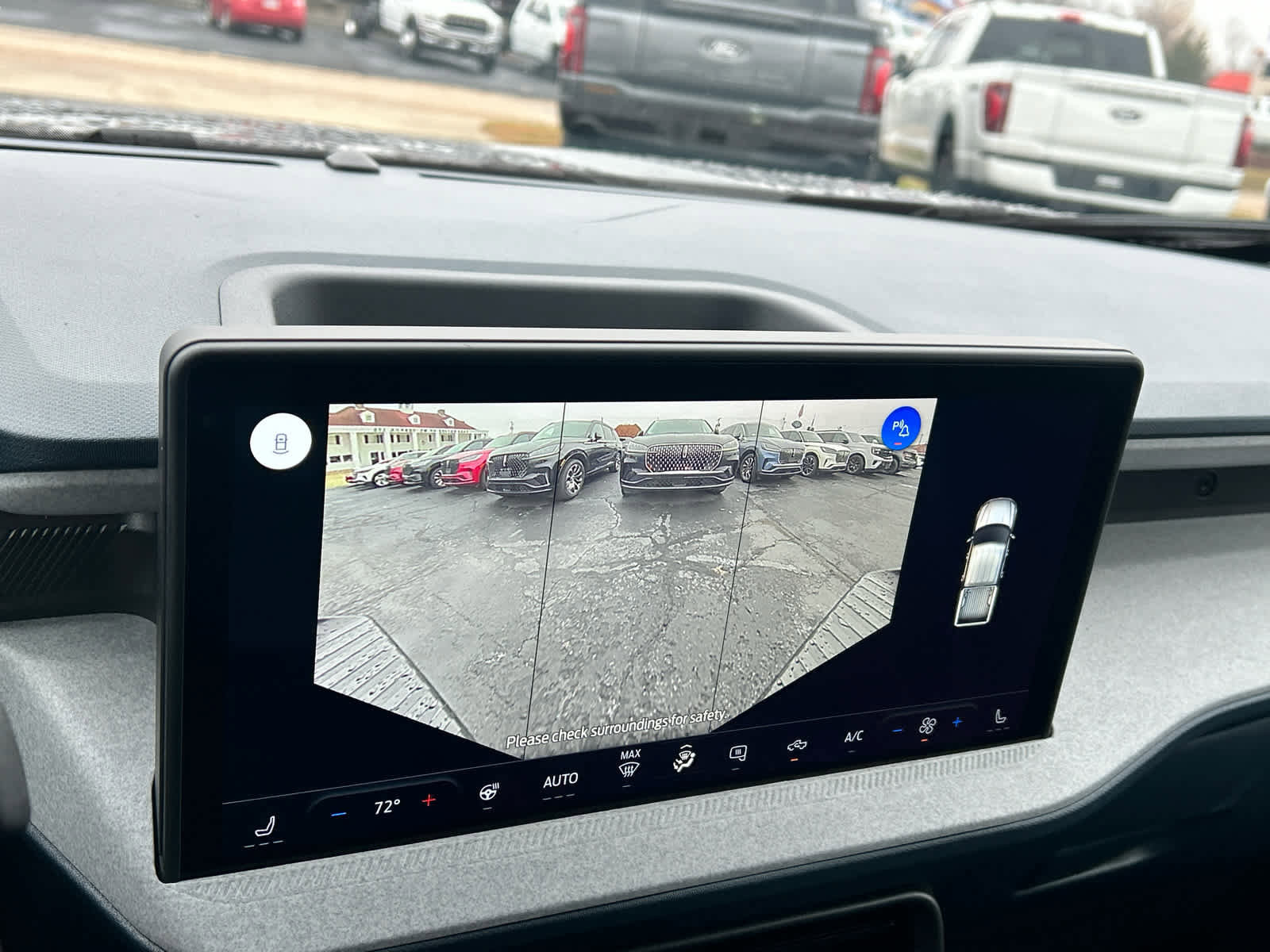 New 2025 Ford Maverick XLT w/ XLT Luxury Package image 31