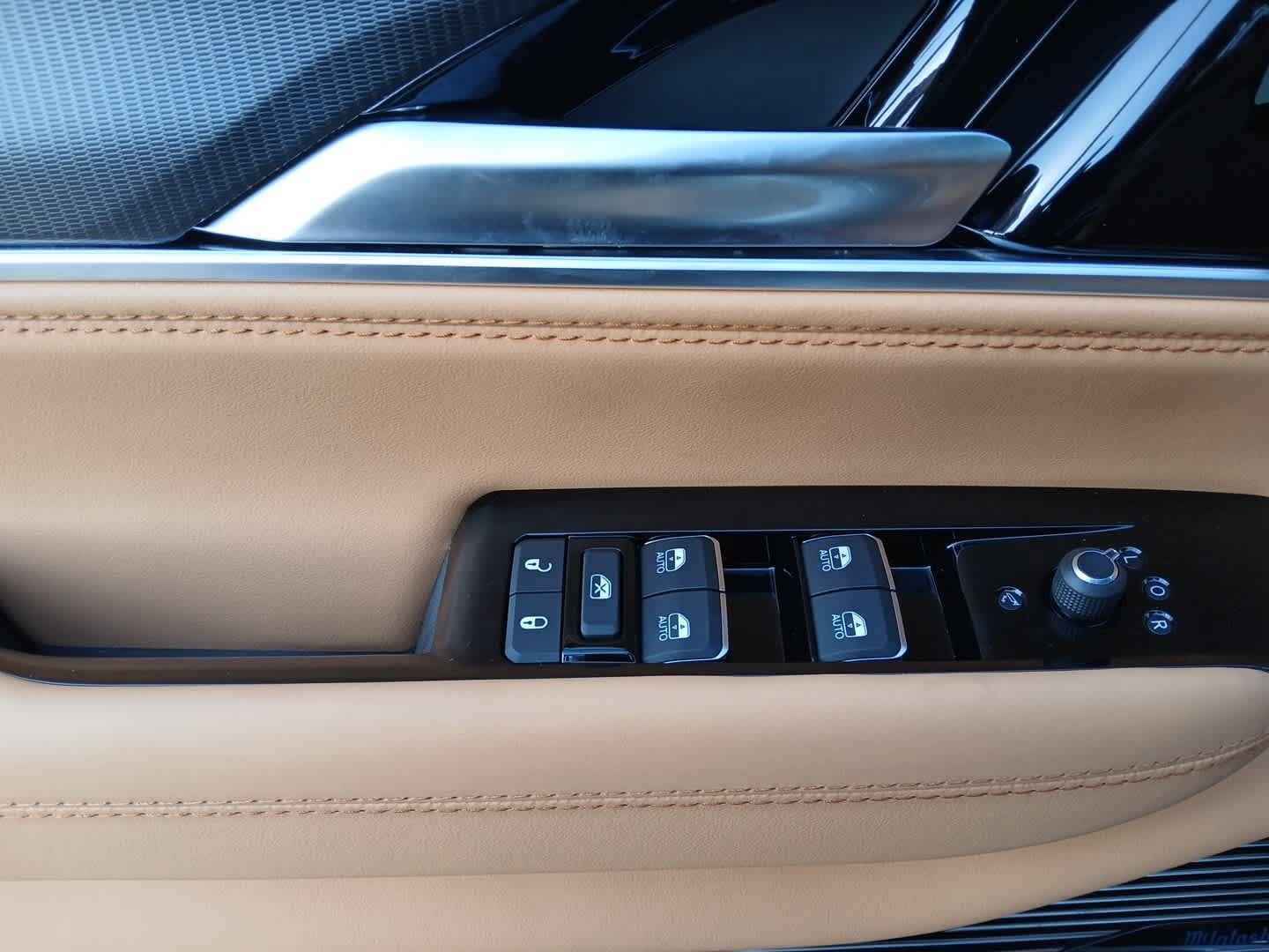 New 2026 Jeep Grand Wagoneer Summit AWD/4WD image 13