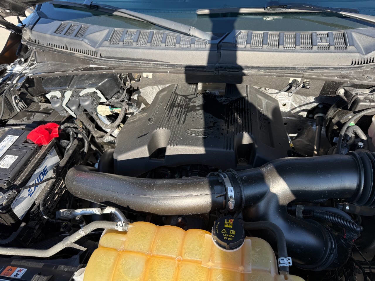 Used 2020 Ford F150 Lariat w/ Max Trailer Tow Package image 12