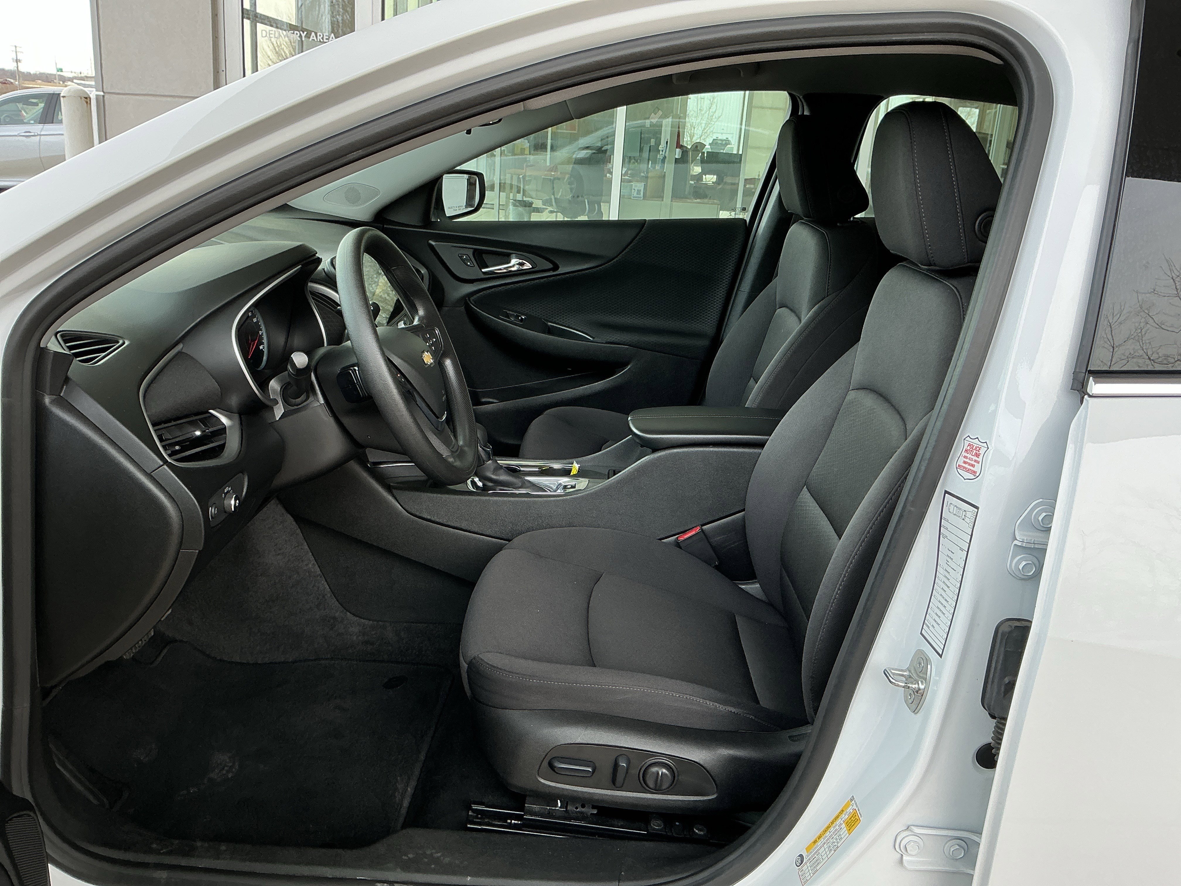 Used 2024 Chevrolet Malibu LT image 7