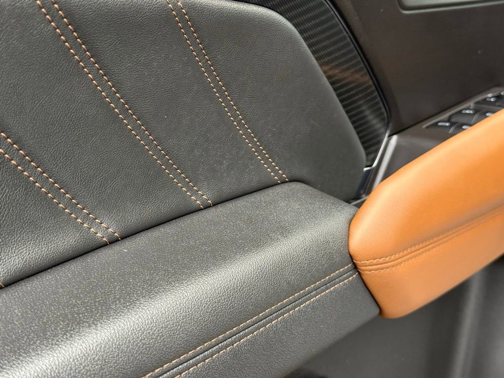 Used 2023 GMC Canyon AT4 w/ AT4 Premium Package image 15