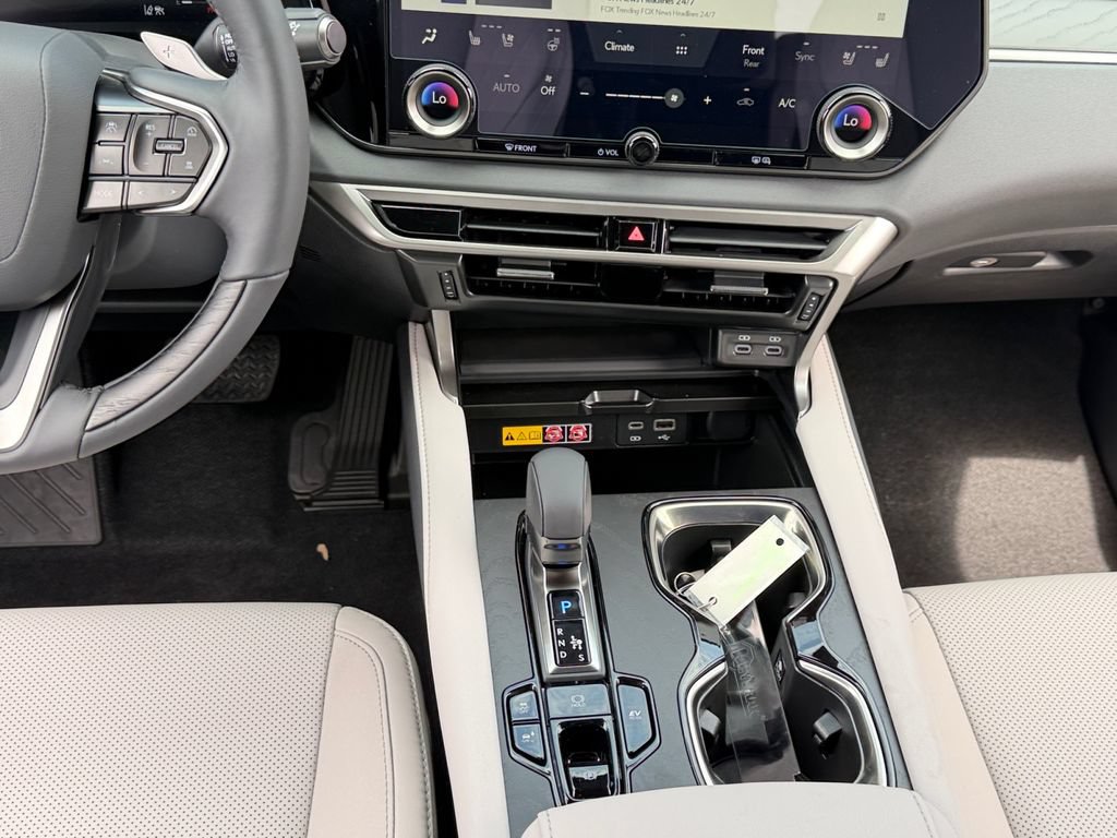 New 2026 Lexus RX 350h AWD/4WD image 10