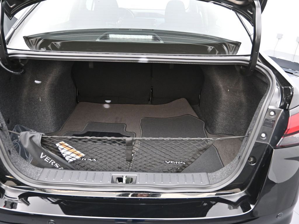 New 2025 Nissan Versa SV w/ Trunk Package FWD image 22
