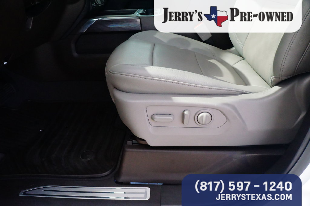 Used 2022 Chevrolet Silverado 3500 LTZ w/ LTZ Texas Edition AWD/4WD image 17