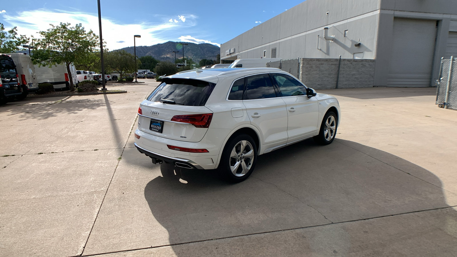 Used 2023 Audi Q5 2.0T Premium Plus w/ Premium Plus Package AWD/4WD image 5