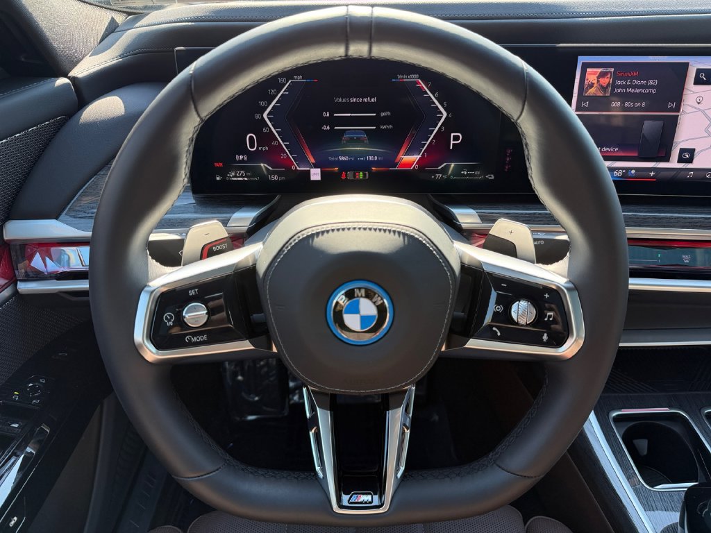 Used 2026 BMW 750e xDrive AWD/4WD image 12
