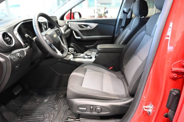 Used 2023 Chevrolet Blazer LT w/ Convenience Package image 9