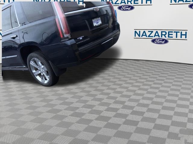 Used 2017 Cadillac Escalade Premium Luxury image 5