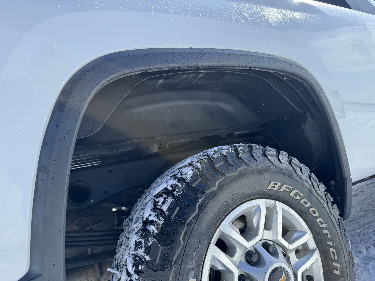 Used 2023 Chevrolet Silverado 2500 LT w/ Fleet Comfort Package image 17