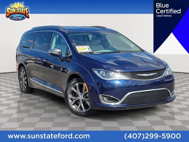 Used 2017 Chrysler Pacifica Limited FWD image 1