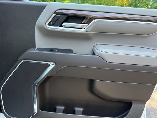 Used 2023 Chevrolet Silverado 1500 LT AWD/4WD image 28